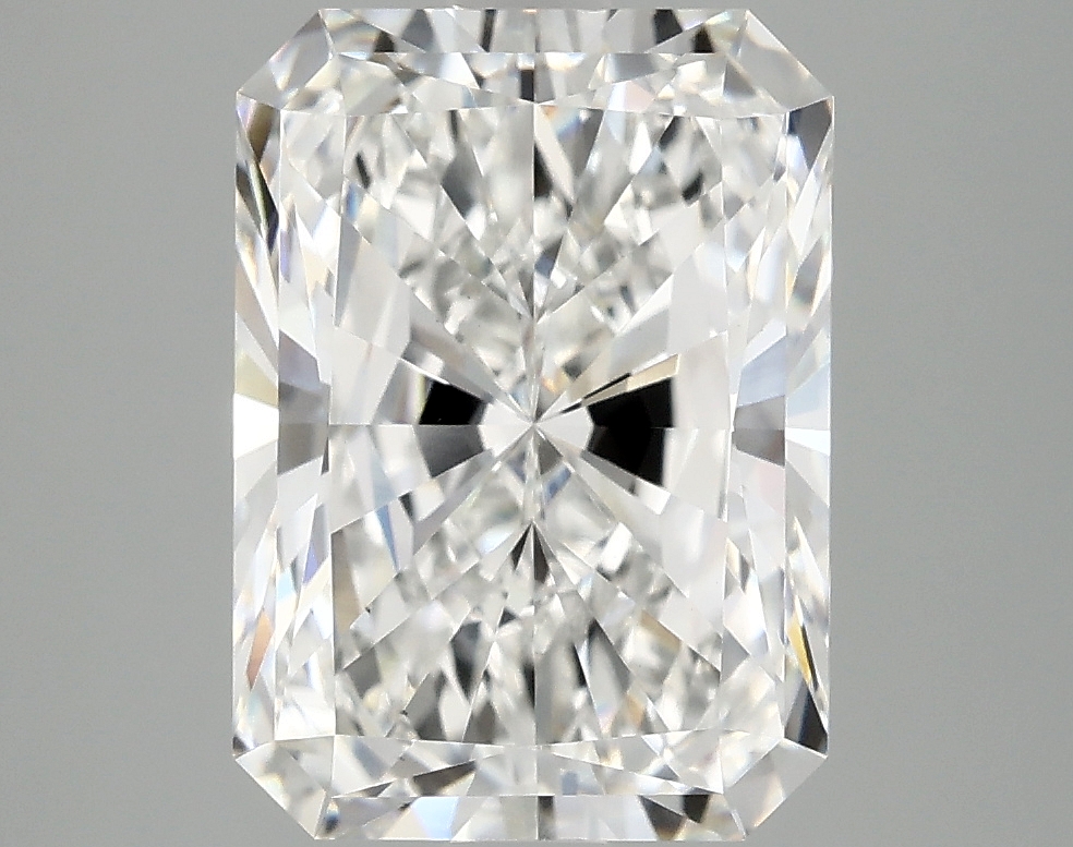 4.09 CT Radiant Diamond