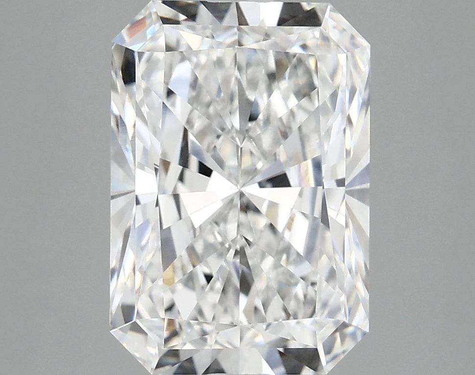 4.00 CT Radiant Diamond