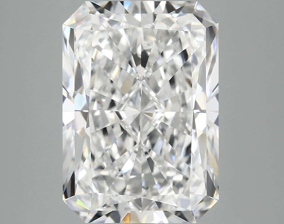 4.07 CT Radiant Diamond