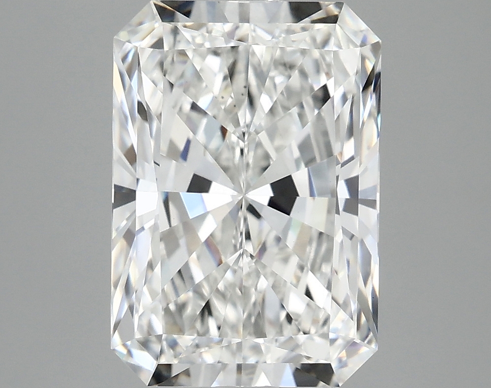 4.07 CT Radiant Diamond