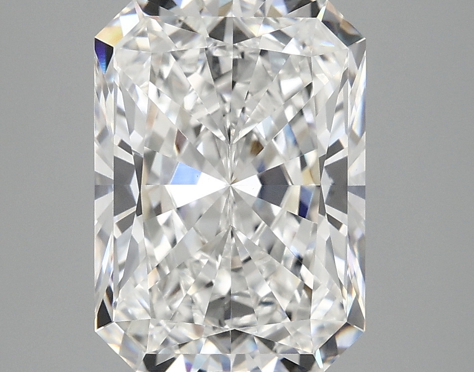 4.10 CT Radiant Diamond