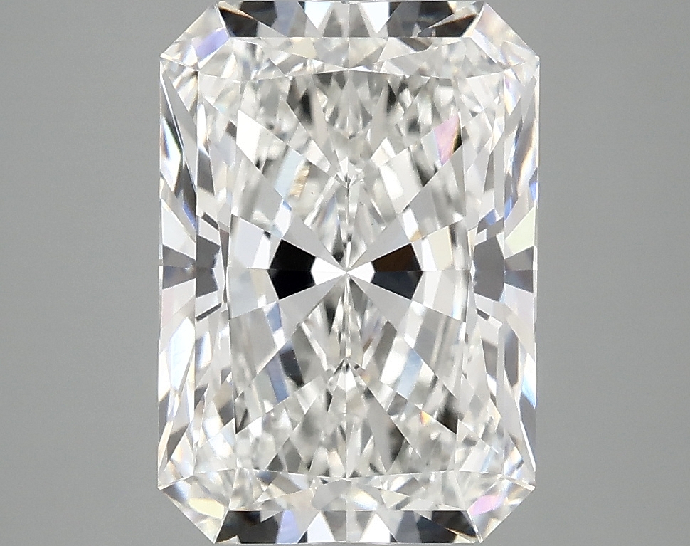 4.07 CT Radiant Diamond