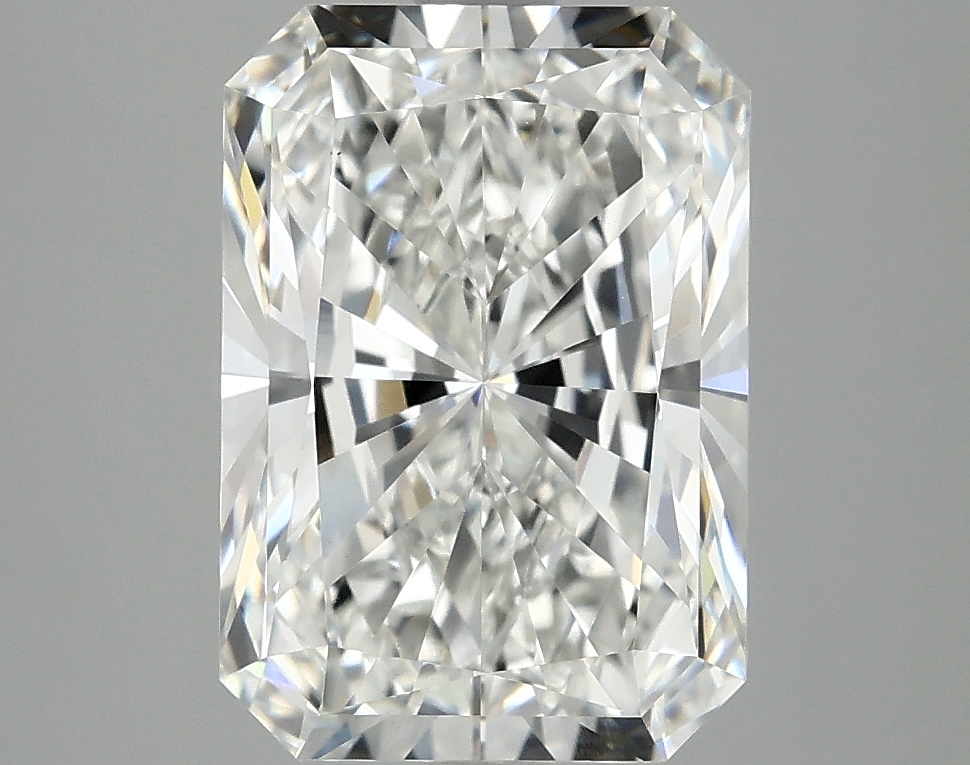 4.10 CT Radiant Diamond