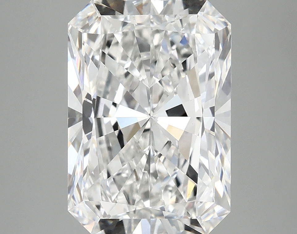 4.08 CT Radiant Diamond