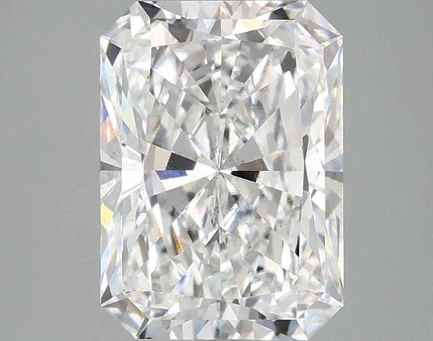 2.99 CT Radiant Diamond