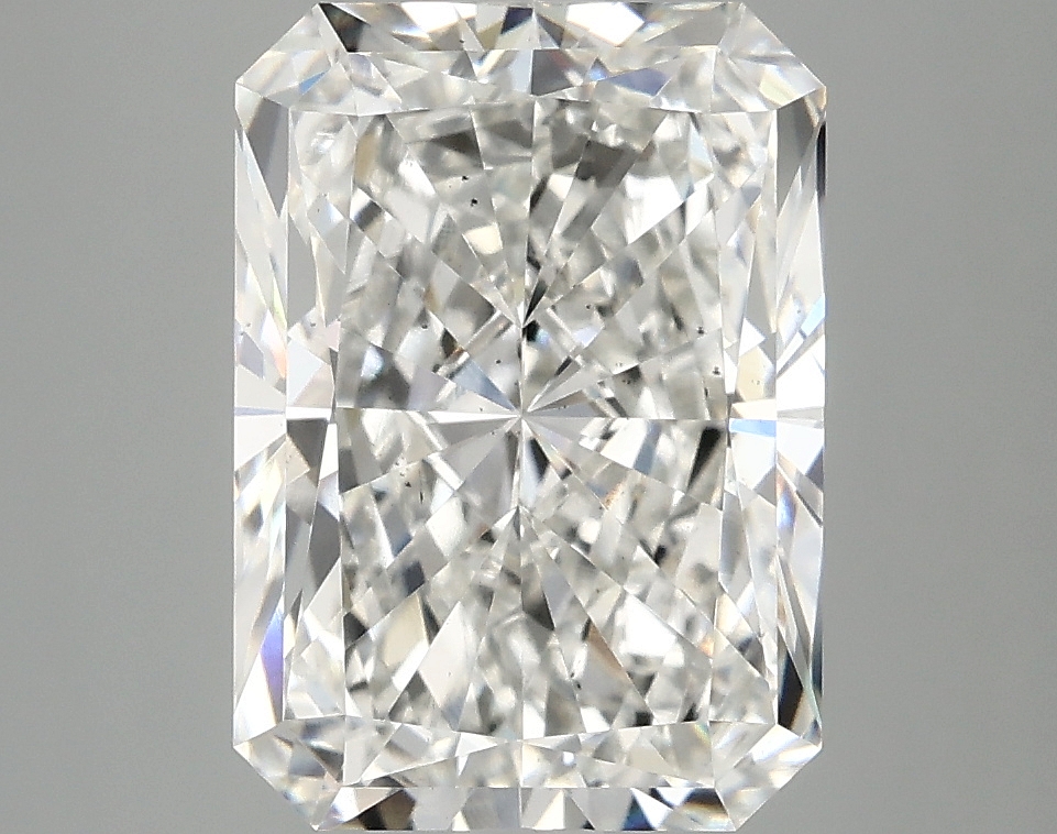 3.94 CT Radiant Diamond