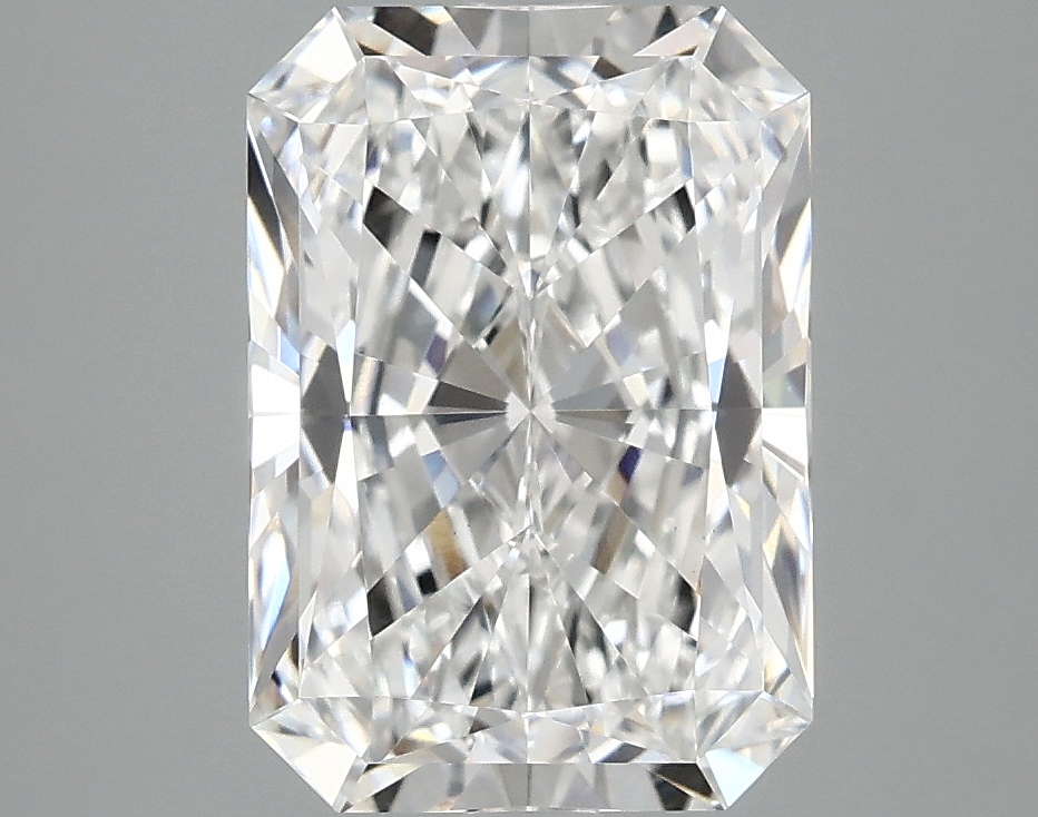 3.09 CT Radiant Diamond
