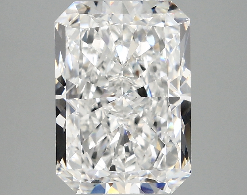 3.08 CT Radiant Diamond