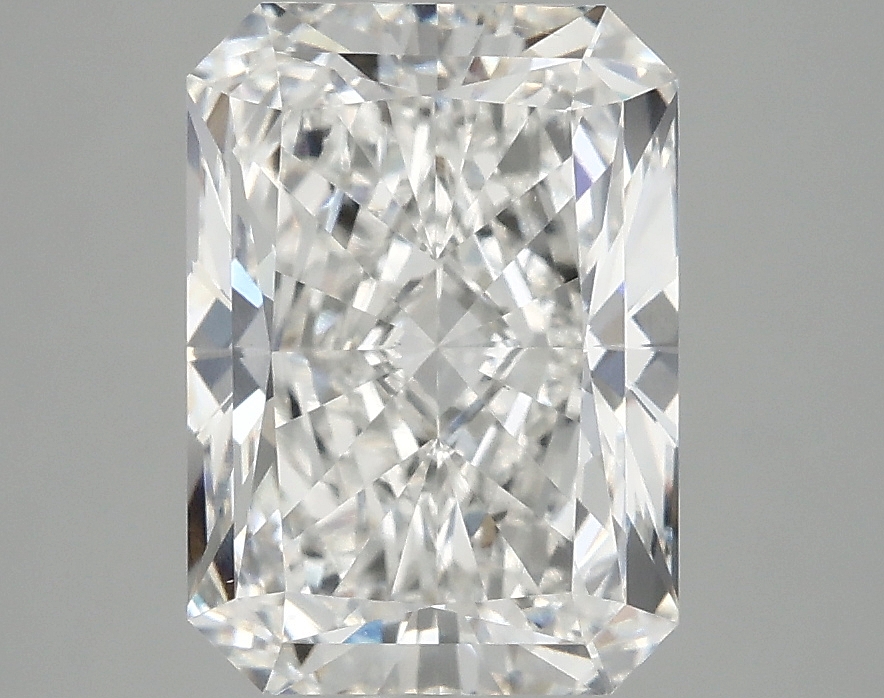 3.10 CT Radiant Diamond