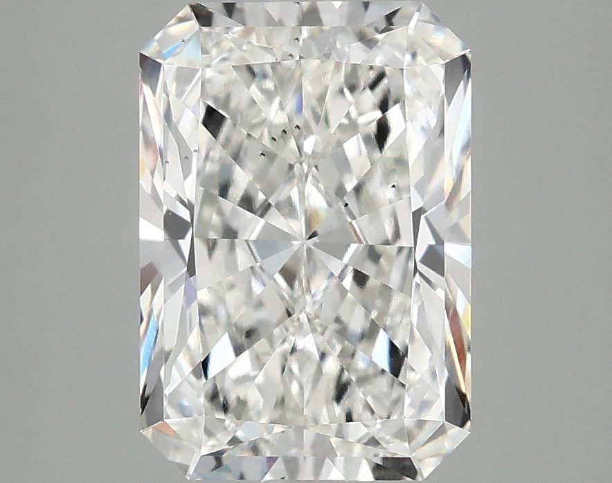 3.10 CT Radiant Diamond