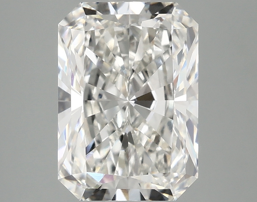 3.10 CT Radiant Diamond
