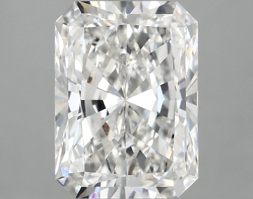 3.10 CT Radiant Diamond