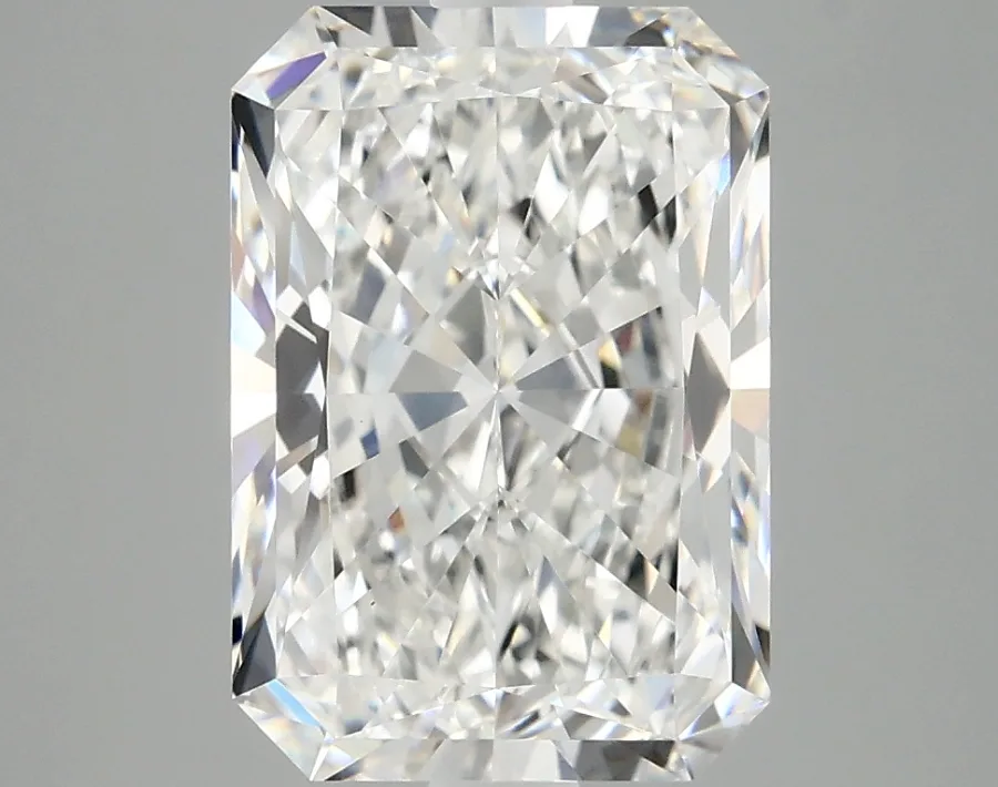 4.10 CT Radiant Diamond