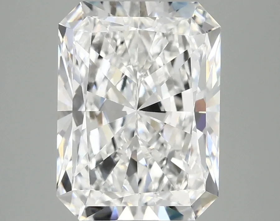 4.07 CT Radiant Diamond