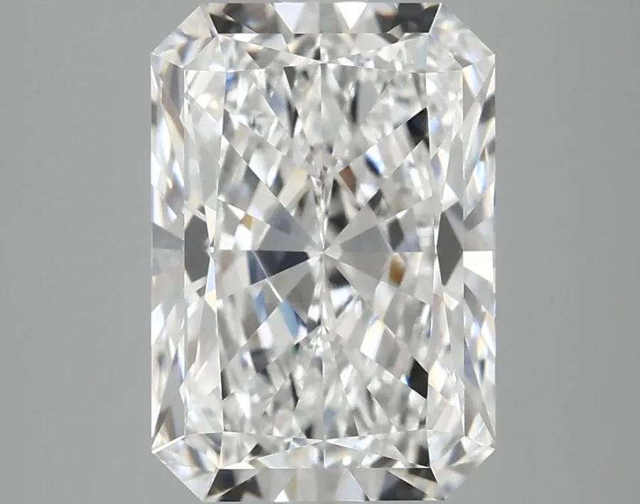 4.10 CT Radiant Diamond