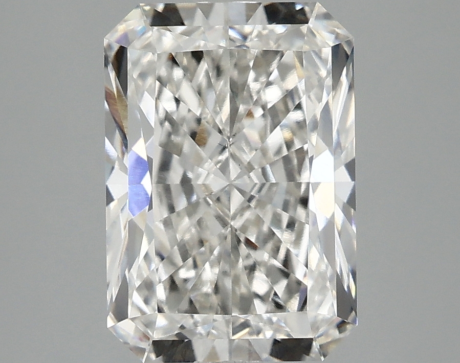 3.09 CT Radiant Diamond