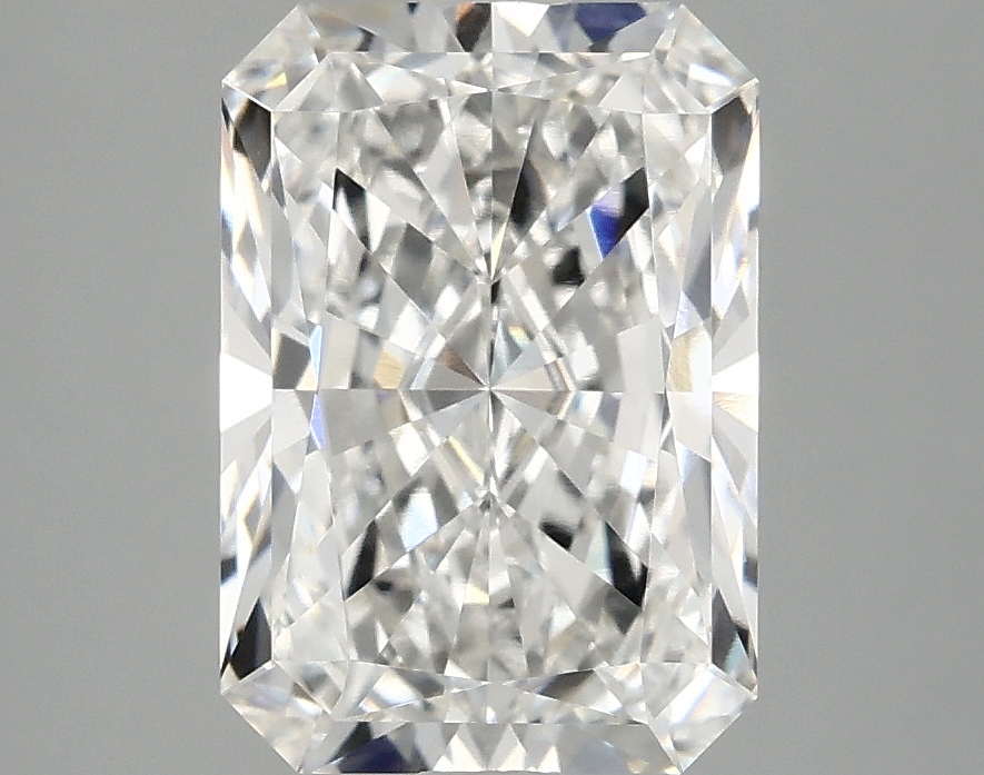 3.10 CT Radiant Diamond