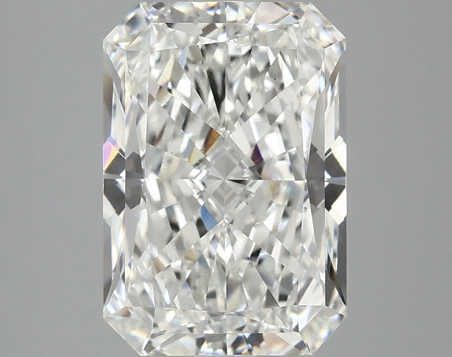 3.08 CT Radiant Diamond