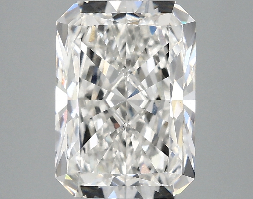 3.10 CT Radiant Diamond