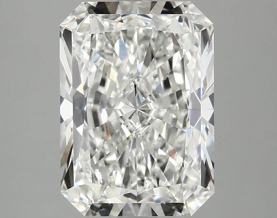 3.09 CT Radiant Diamond
