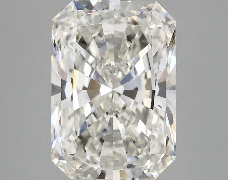 3.10 CT Radiant Diamond