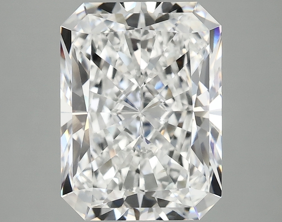 4.00 CT Radiant Diamond