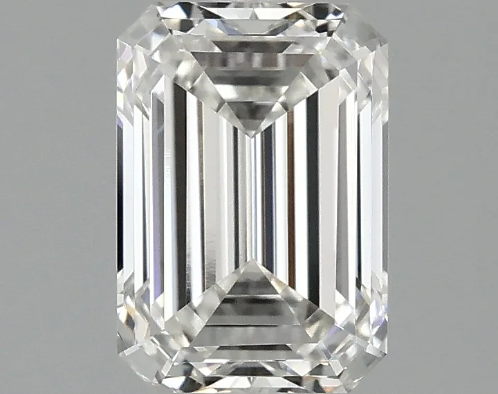 1.88 CT Emerald Diamond
