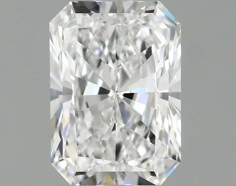 1.06 CT Radiant Diamond