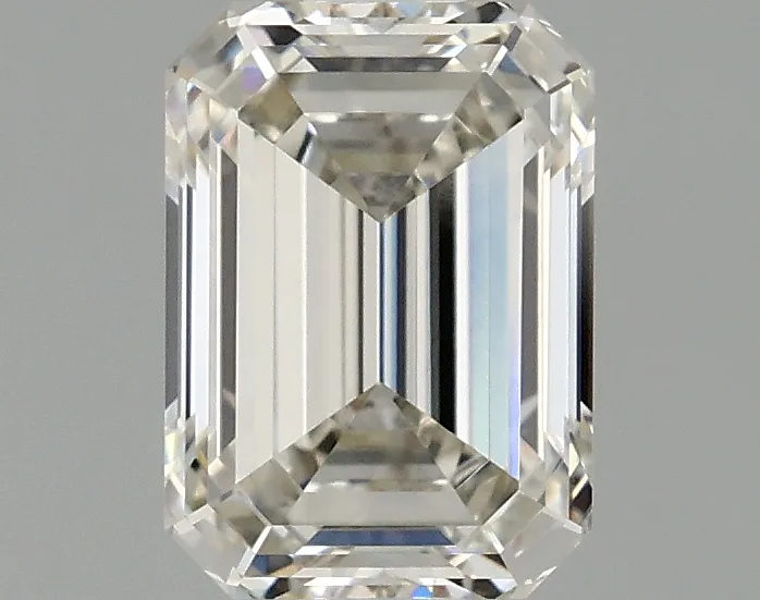 1.06 CT Emerald Diamond