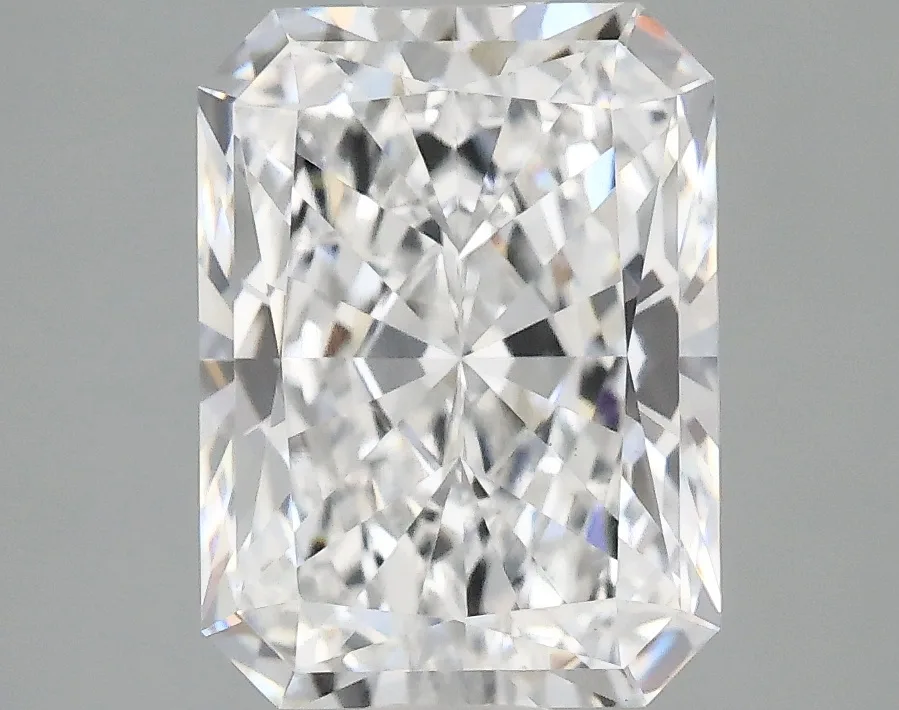 1.92 CT Radiant Diamond