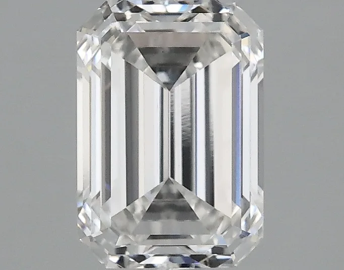 1.06 CT Emerald Diamond