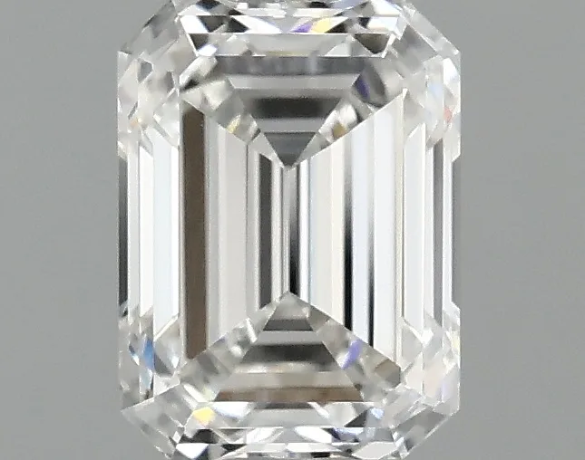 1.04 CT Emerald Diamond