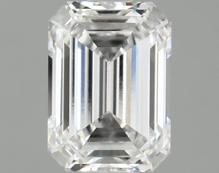 1.07 CT Emerald Diamond