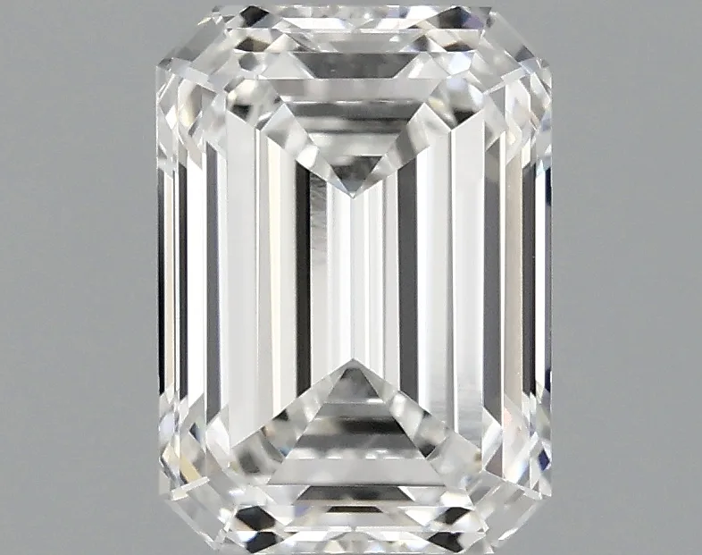 1.06 CT Emerald Diamond