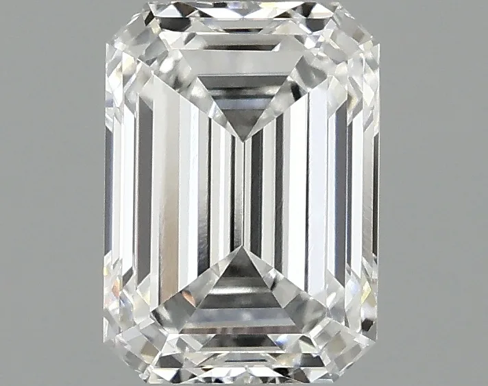 1.47 CT Emerald Diamond