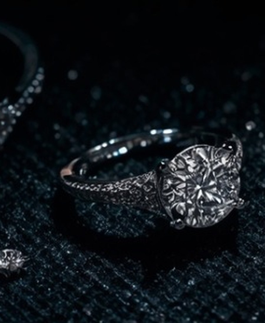 A bench-made 2N Diamonds ring
