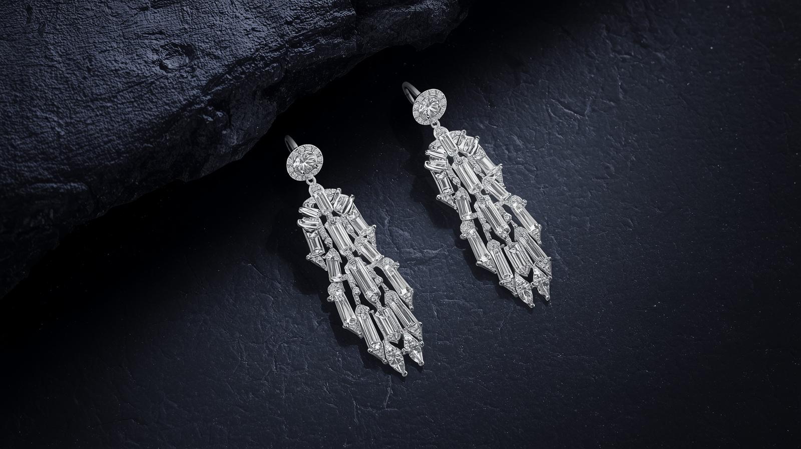 14K White Gold Cluster Earring