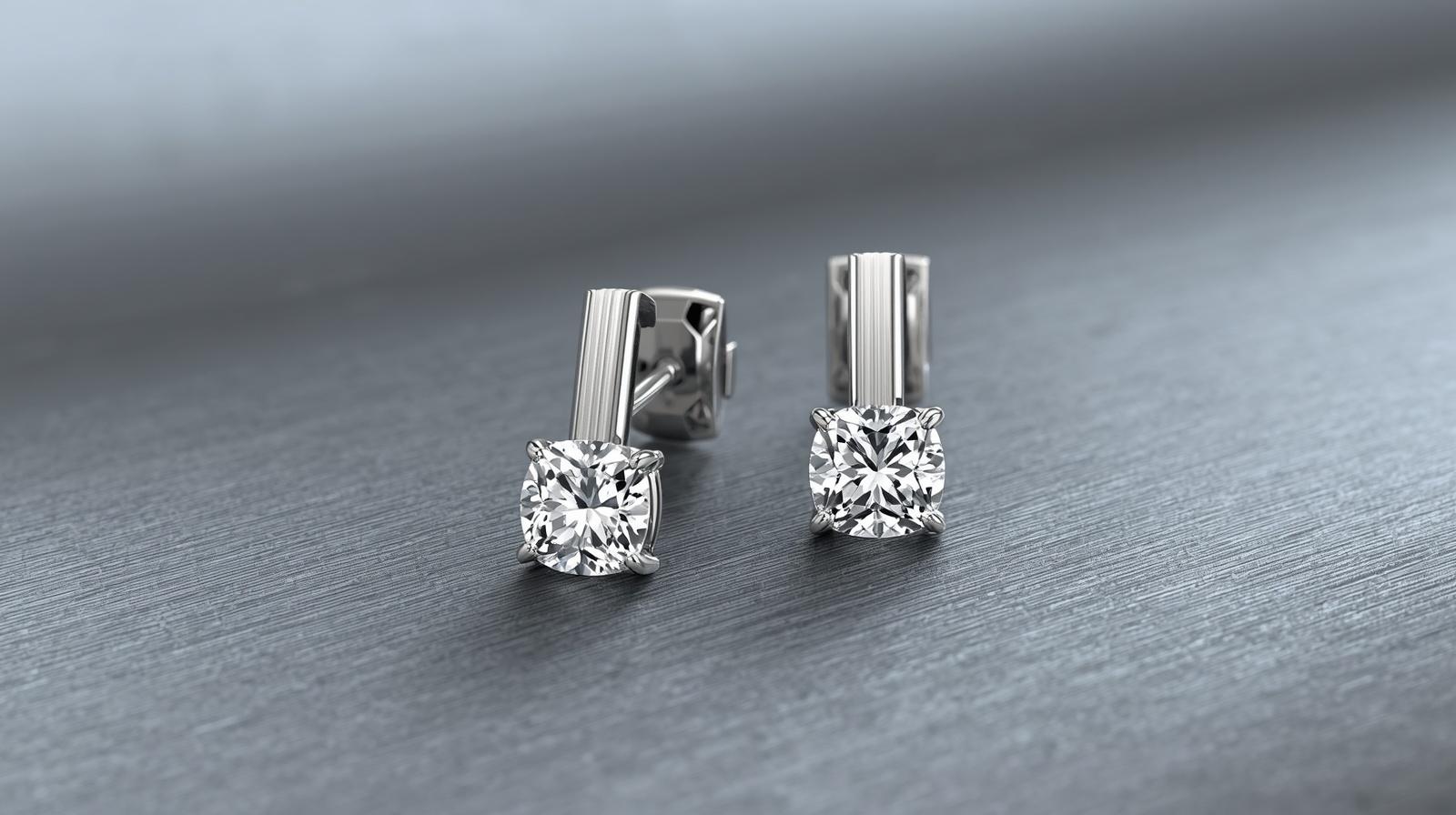 14K White Gold Designer Earring