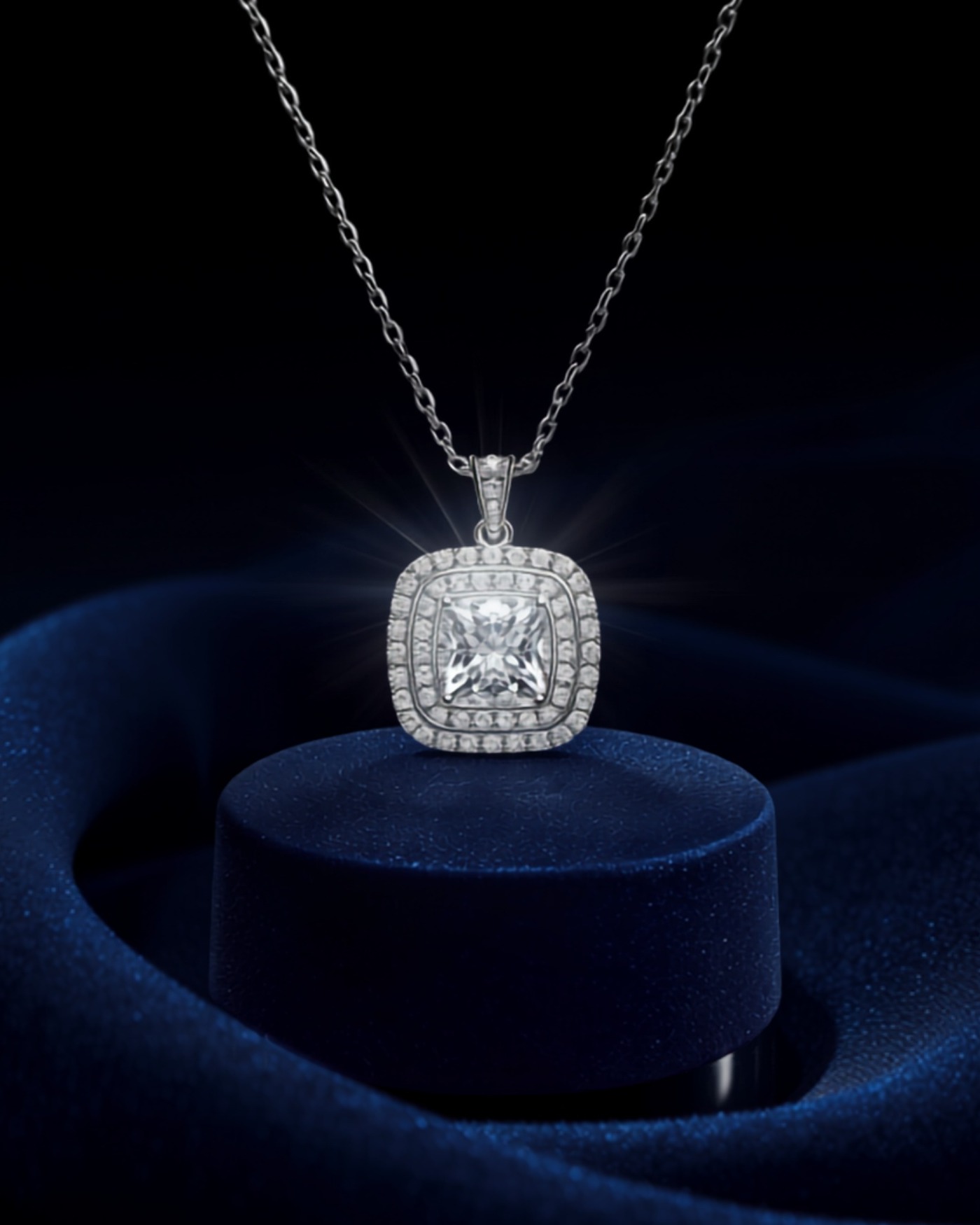 Horizon de Versailles — lab-grown diamond necklace