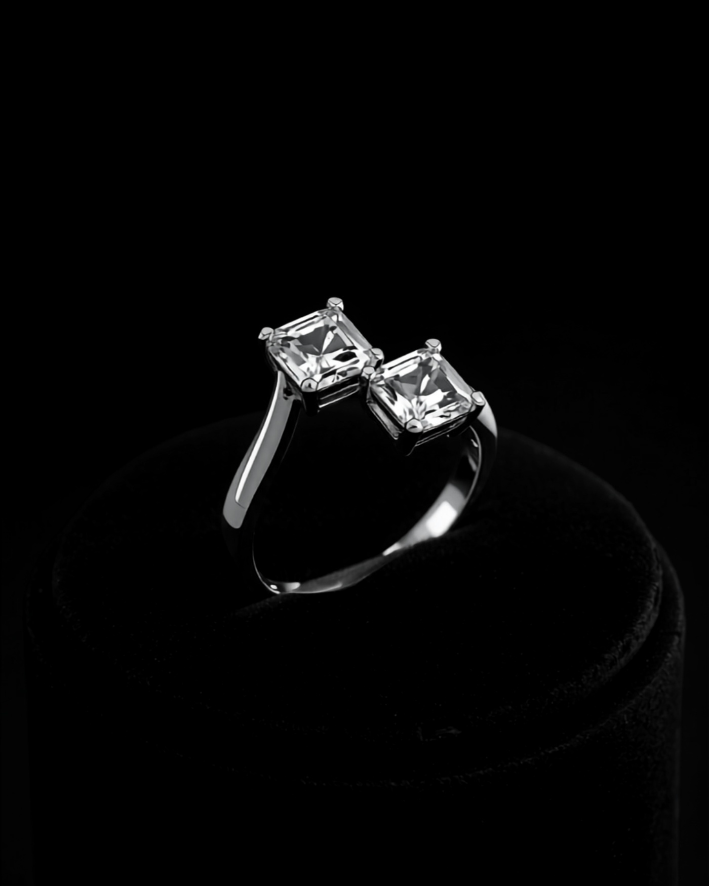 Légende Voilée — lab-grown ring
