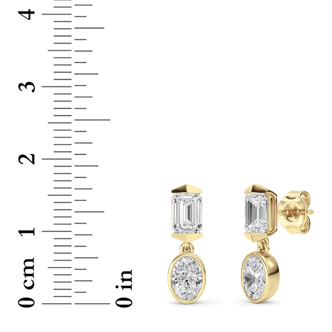 Cumbre Sagrada lab grown diamond earrings, detail of the diamonds