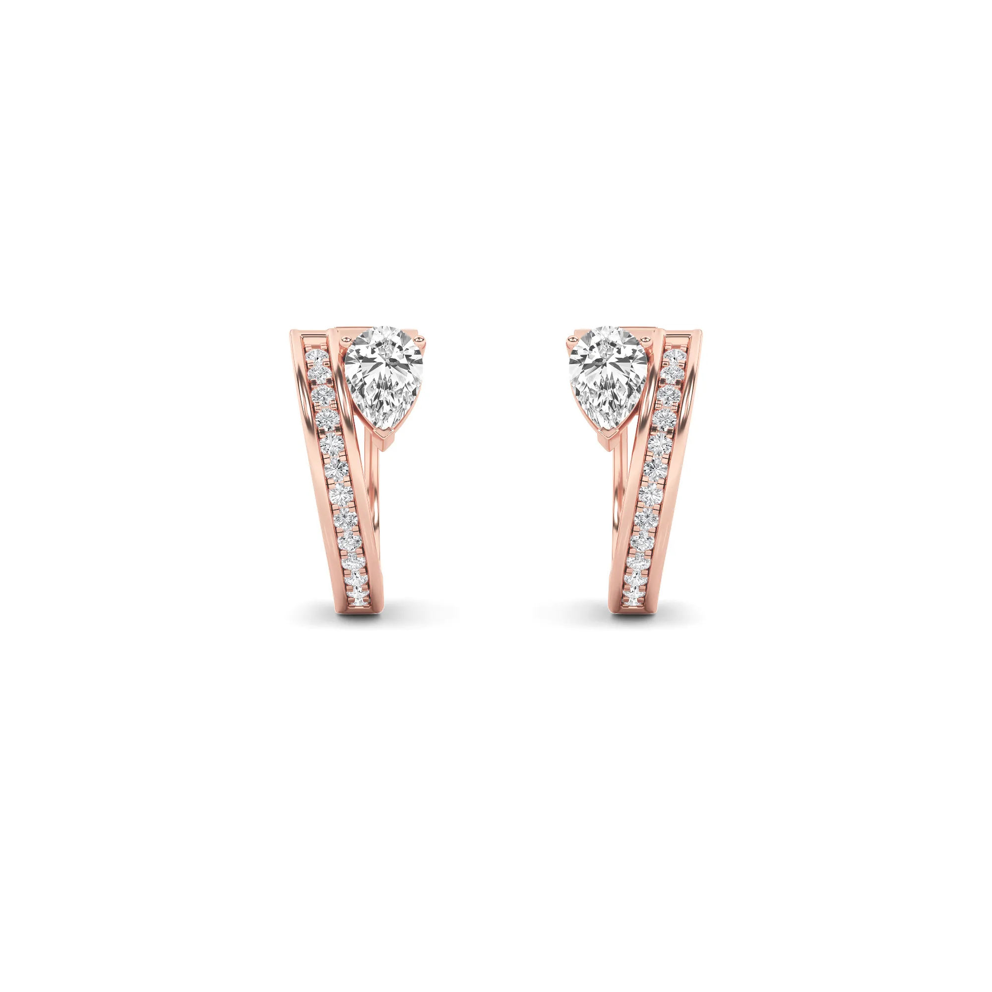 Noche del Mar lab grown diamond earrings, detail of the pear diamond