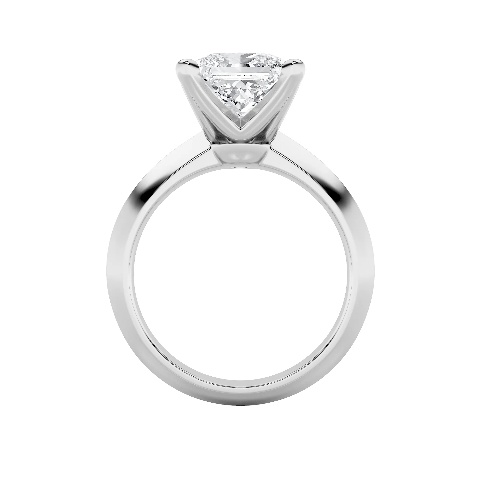 Alma Clara lab grown diamond ring, detail of the princess diamond