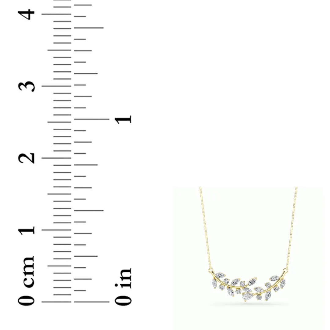 Fuente Lejana lab grown diamond necklace, detail of the pear diamond