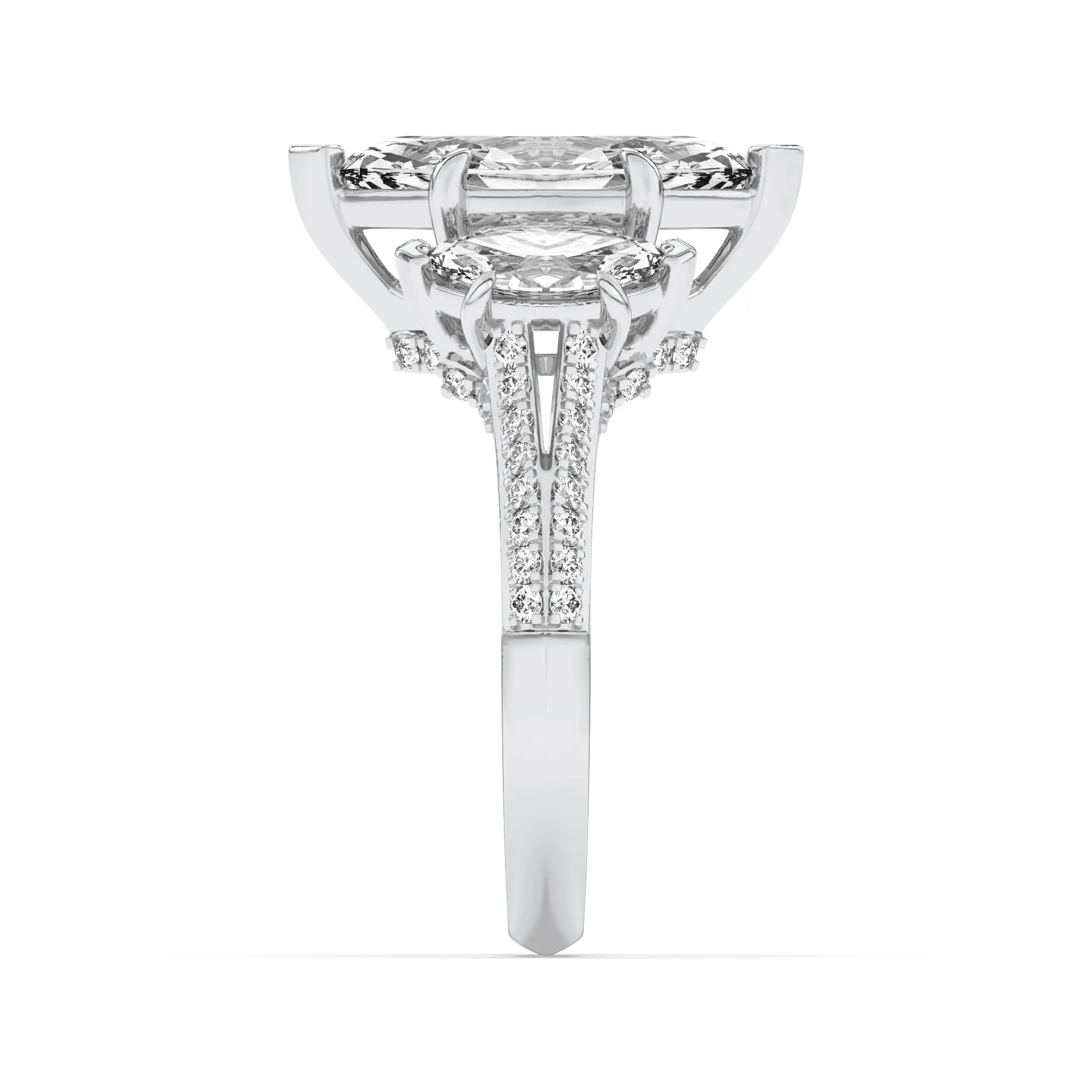 Senda Perpetua lab grown diamond ring, detail of the marquise diamond