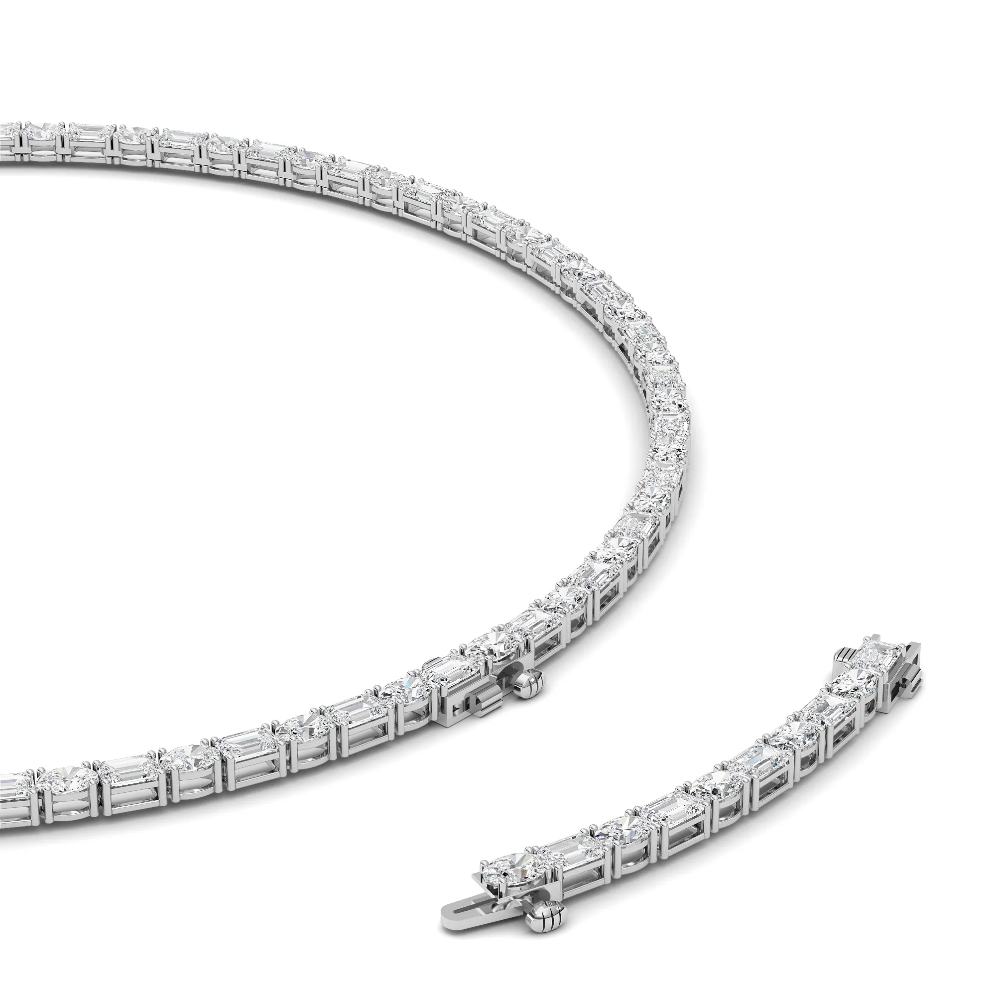 Deseo Raro lab grown diamond necklace, detail of the emerald diamond