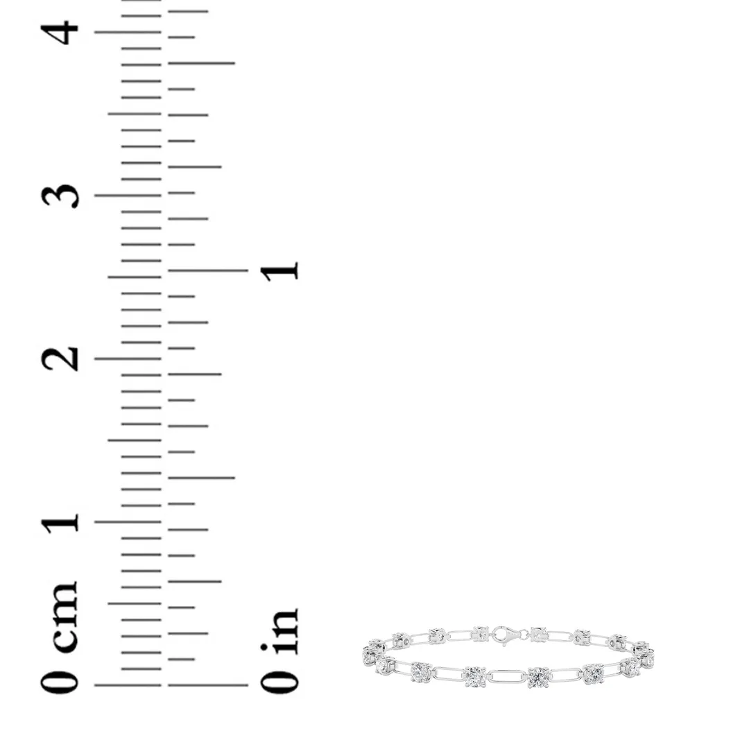 Secreto de Origen lab grown diamond bracelet, detail of the round diamond