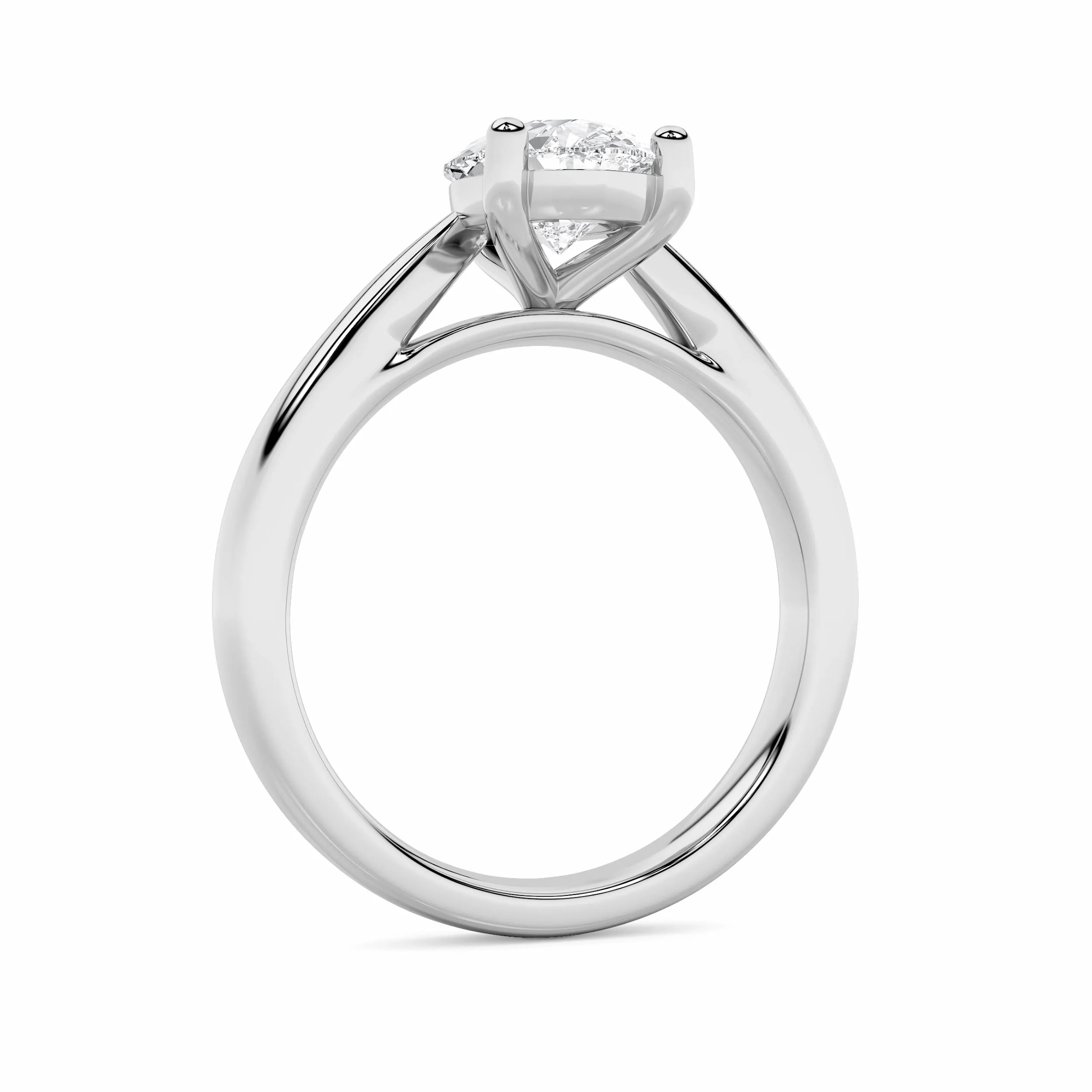 Cielo Dorado lab grown diamond ring, detail of the pear diamond