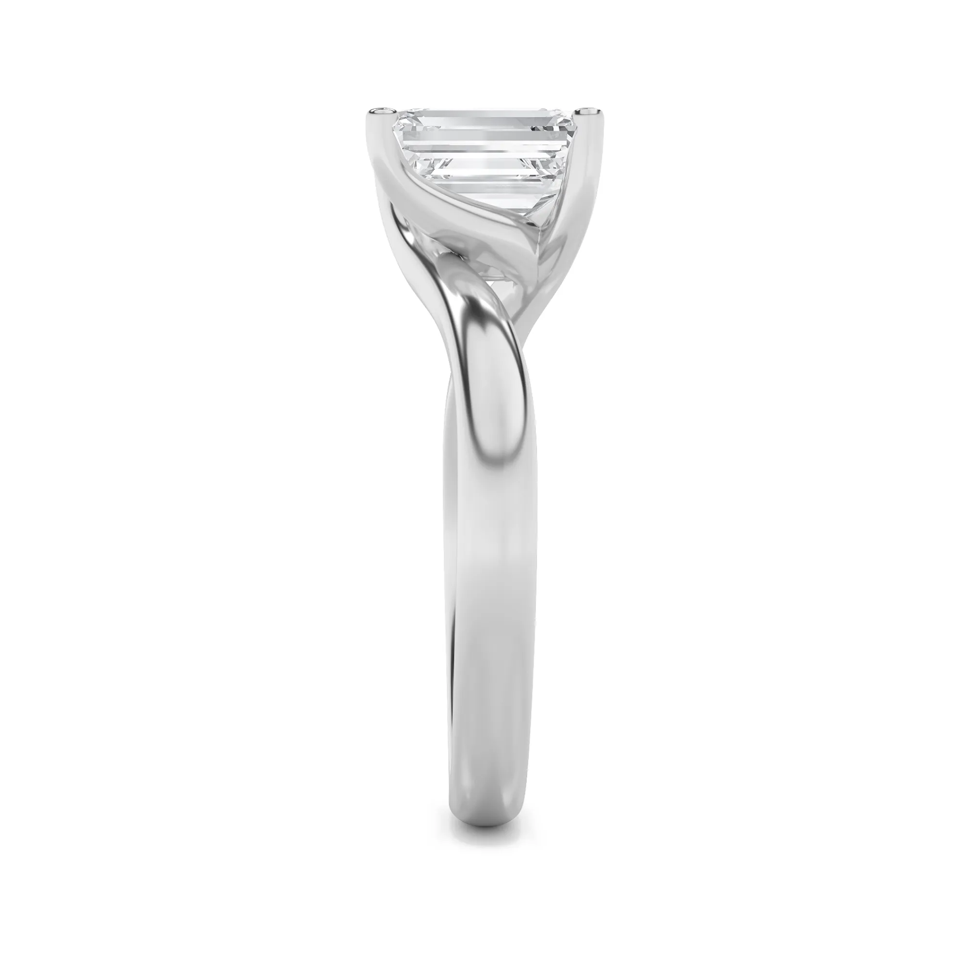 Huella de Seda lab grown diamond ring, detail of the emerald diamond