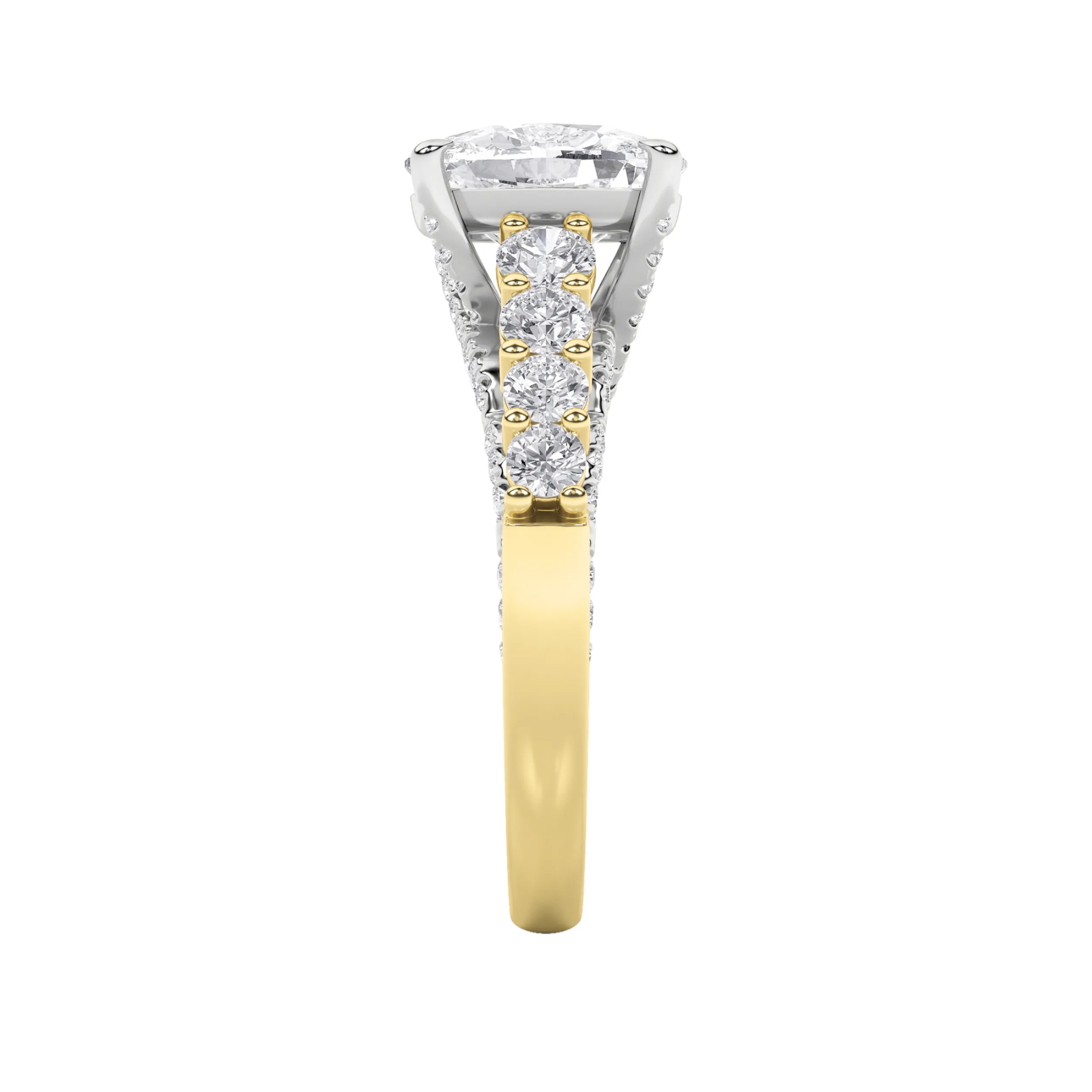 Perla del Otoño lab grown diamond ring, detail of the elongated cushion diamond